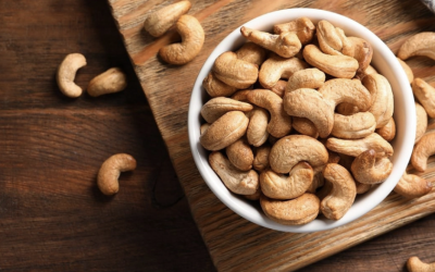  Should you eat salt roasted cashews every day?